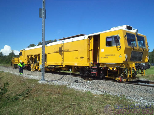 Универсална Подбивна ж.п. машина Plasser 08-275 Unimat 3S (1520 mm междурелсие)  Плассер за Продажба