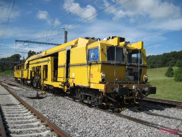 Plasser Подбивна жп машина Tamper Unimat 09-16/4S {1435 mm жп релсие} под Наем в Чехия (Европа)