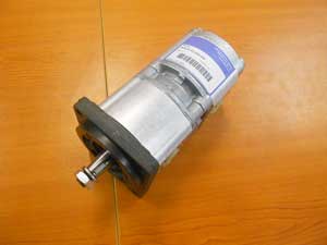 REM.62.05.3000.489 Pump (Replace Plasser 62.05.3000.489)