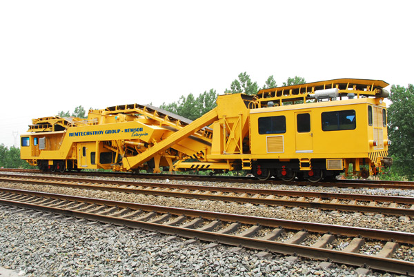 REM 80II "Enterprise" - Ballast Cleaning Machine {II generation}
